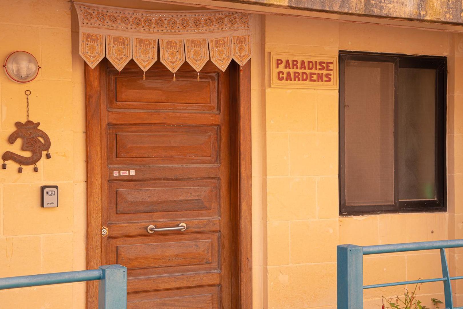 Paradise Gardens Hotel ซากฮรา ภายนอก รูปภาพ